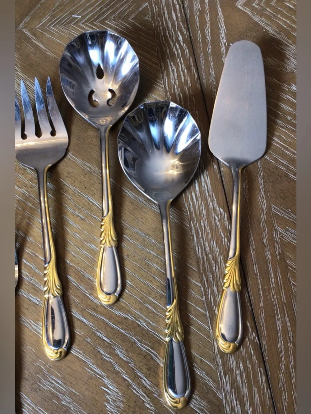 Vintage Retroneu Linda Gold Accent Flatware Korea Stainless YOUR CHOICE.